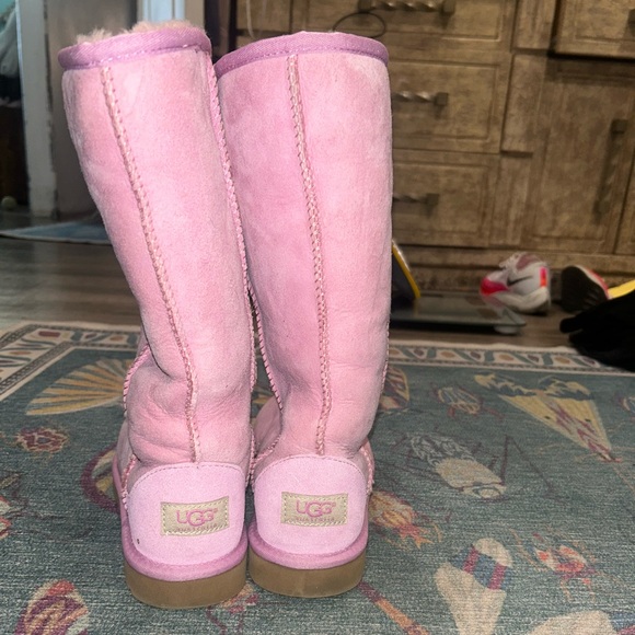 Pink Ugg Boots Size 5 - Picture 5 of 9
